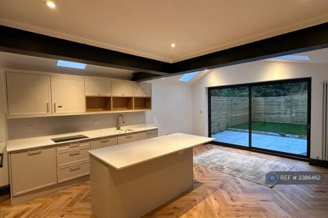 Kitchen / Livingroom