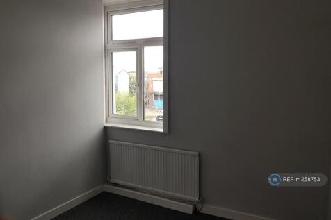 Rear Bedroom