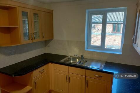 Kitchen Pic 1