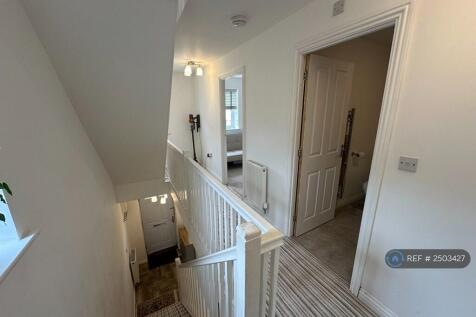 Landing Middle Floor