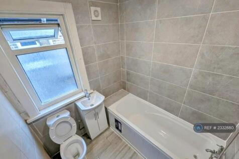 Private Sole Use Bathroom 