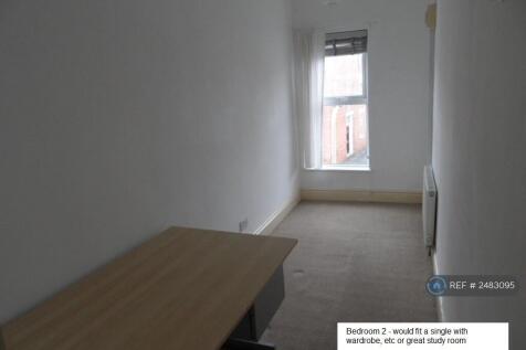 Bedroom/Study Area