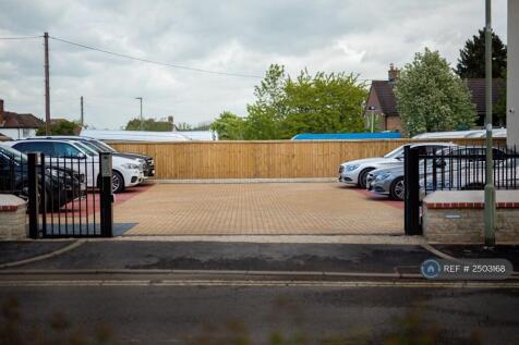 Parking With Gate 
