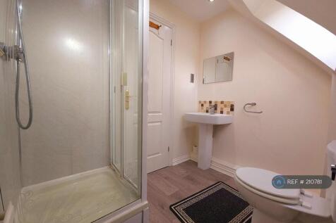 Top Floor Shower Room