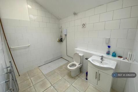 Shower Room 1