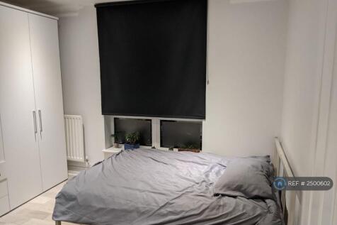 Bedroom 2 - Night