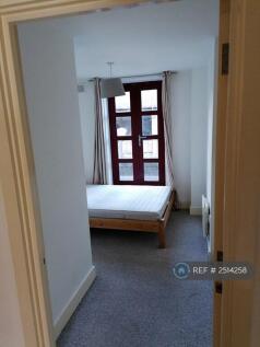 Bedroom 1a
