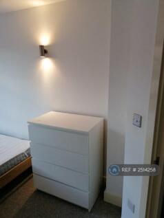 Bedroom 2b