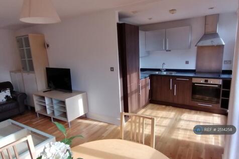 Lounge/Kitchen