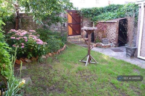 Garden And Bike Shed