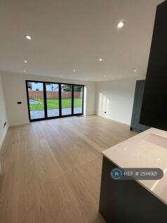 Living/Kitchen