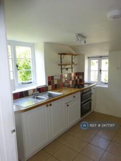 Kitchen 3.7m x 3m