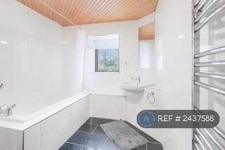 Large Bath Tub