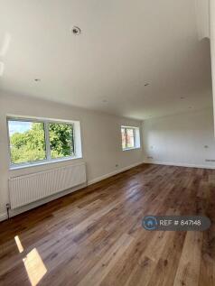 Master Bedroom 4 With En Suite