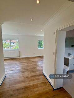 Master Bedroom 4 With En Suite