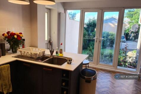 Kitchen Diner And Breakfast Bar