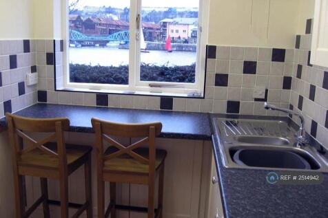 Kitchen Breakfast Bar