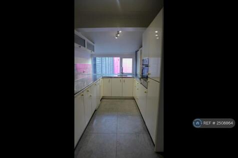 Modern, Stylish Kitchen