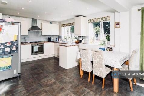 Kitchen/Dining/Family Room 