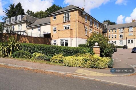 Entrance To Adrian Close