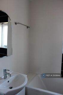 Upstairs Bathroom