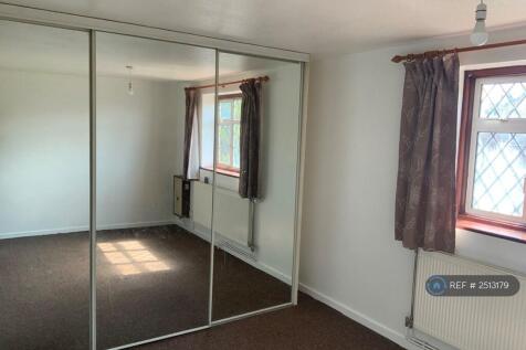 Rear Bedroom