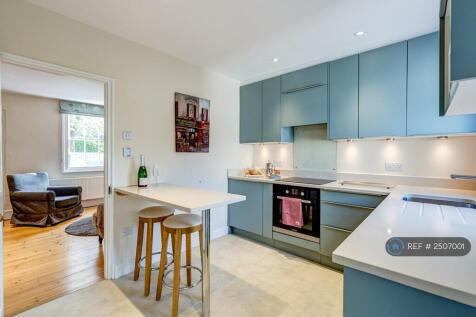 Kitchen With Breakfast Bar