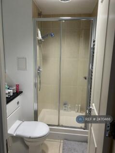 En Suite Bathroom 2