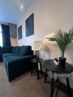 Lounge - Cleaned Weekly 