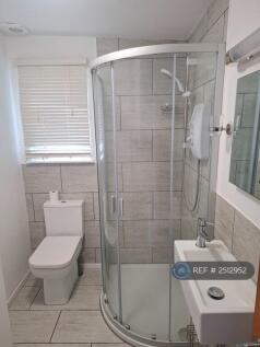 Annex Shower Room