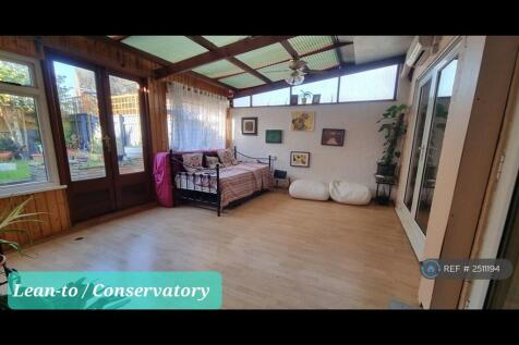 Lean-To / Conservatory