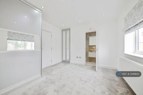 Double Bedroom With Ensuite