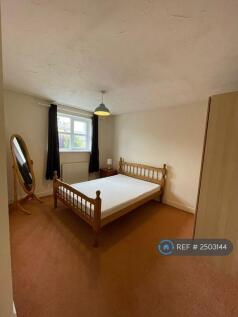 Bed 2 Double £1,000