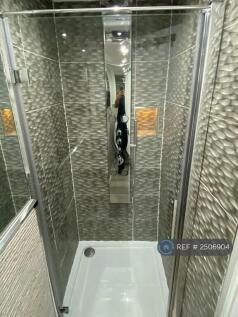 Bedroom 1 Ensuite Bathroom