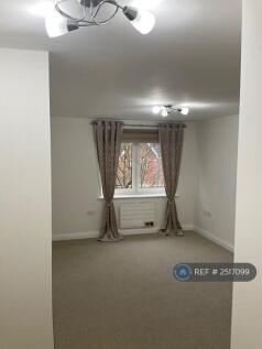 Main Double Bedroom