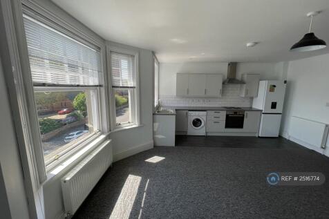 Livingroom / Kitchen