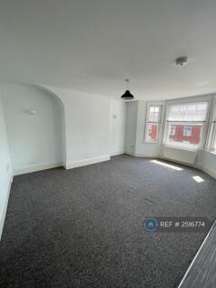 Livingroom / Kitchen