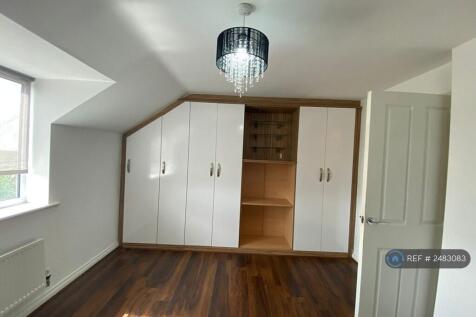 2/f Family Bedroom
