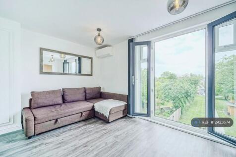 Beautiful Spacious Open-Plan Living 