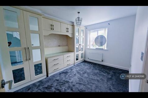Master Bed Room