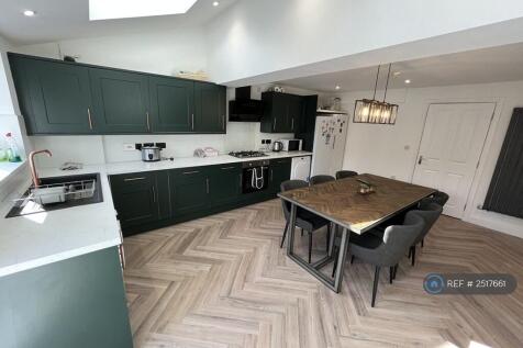 Communal Kitchen