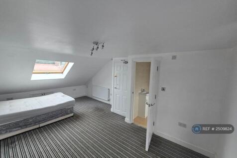 Large Double Bedroom