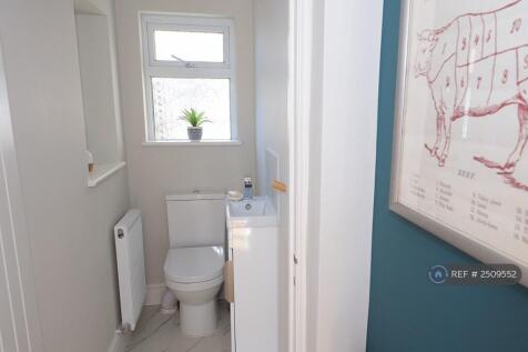 Communal Wc 