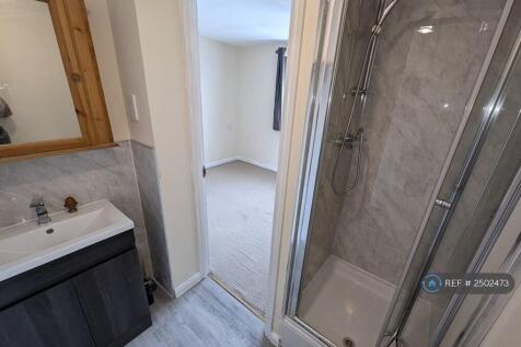Bedroom Garden Shower Room