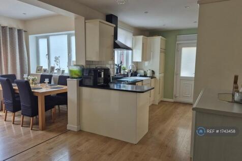 Kitchen And Sitting