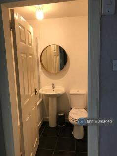 Bathroom Off Hall