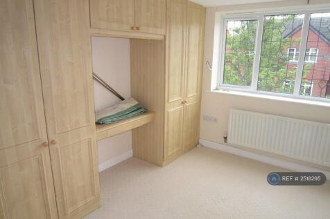 Fitted Wardrobes In 2 Bedrooms