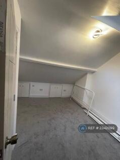 Loft Pent Bedroom Storage Space 4
