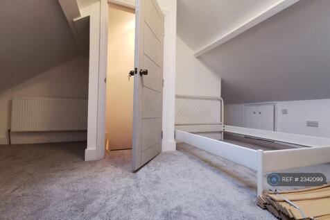 Loft Pent Space Rm 4  -Upper Floor 