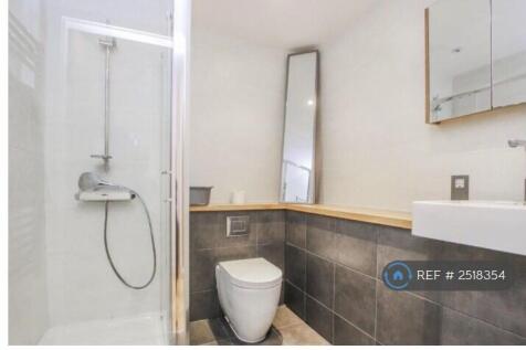Main Shower Room